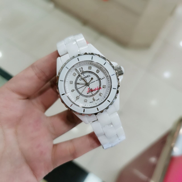 シャネル時計全体デザイン